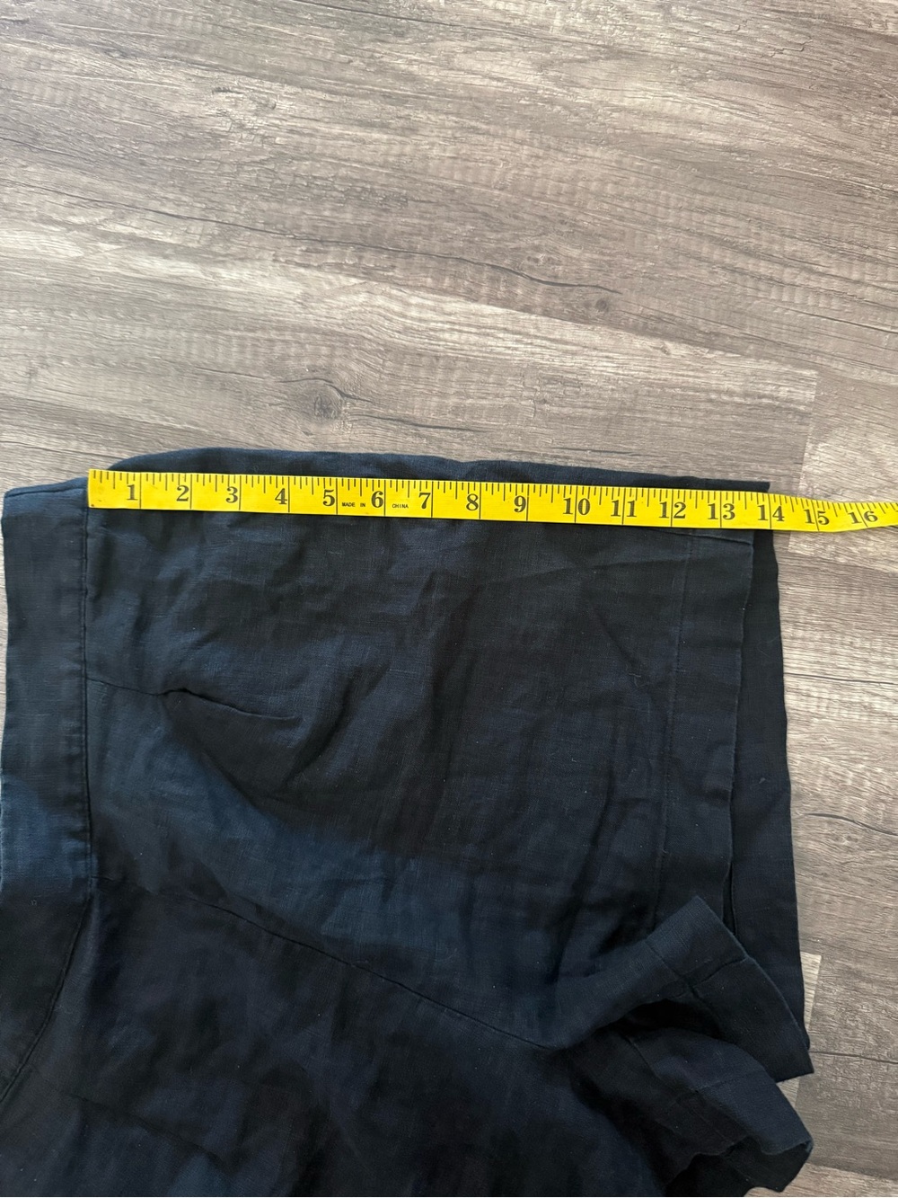 Madewell Black High-Waist Linen Shorts with Pleats - Picture 6 of 6